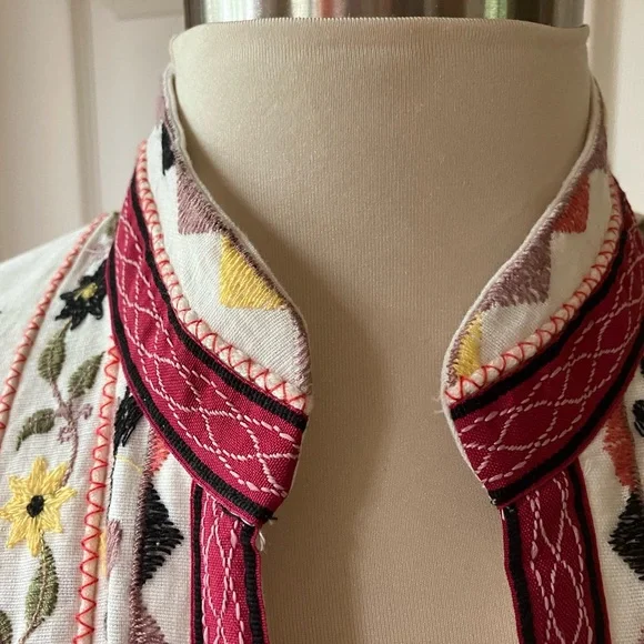 NWOT Zara Asian inspired embroidered jacket - Picture 6 of 12